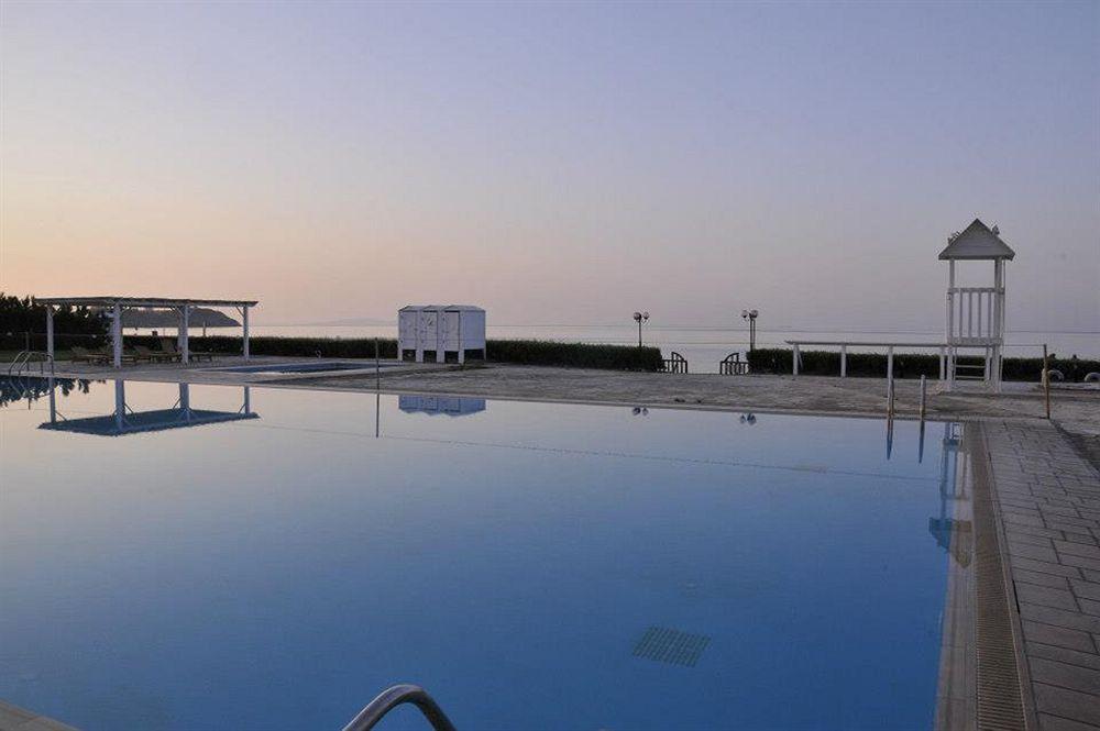 Tinos Beach Hotel Exteriör bild